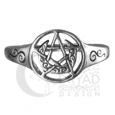 Sterling Silver Crescent Moon Pentacle Ring sz 8 - Click Image to Close
