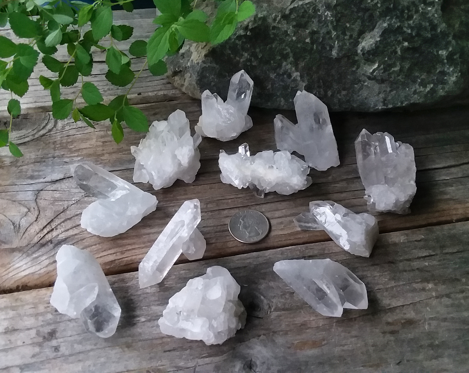 Clear Quartz Crystal Cluster 1.25" to 2" - Click Image to Close