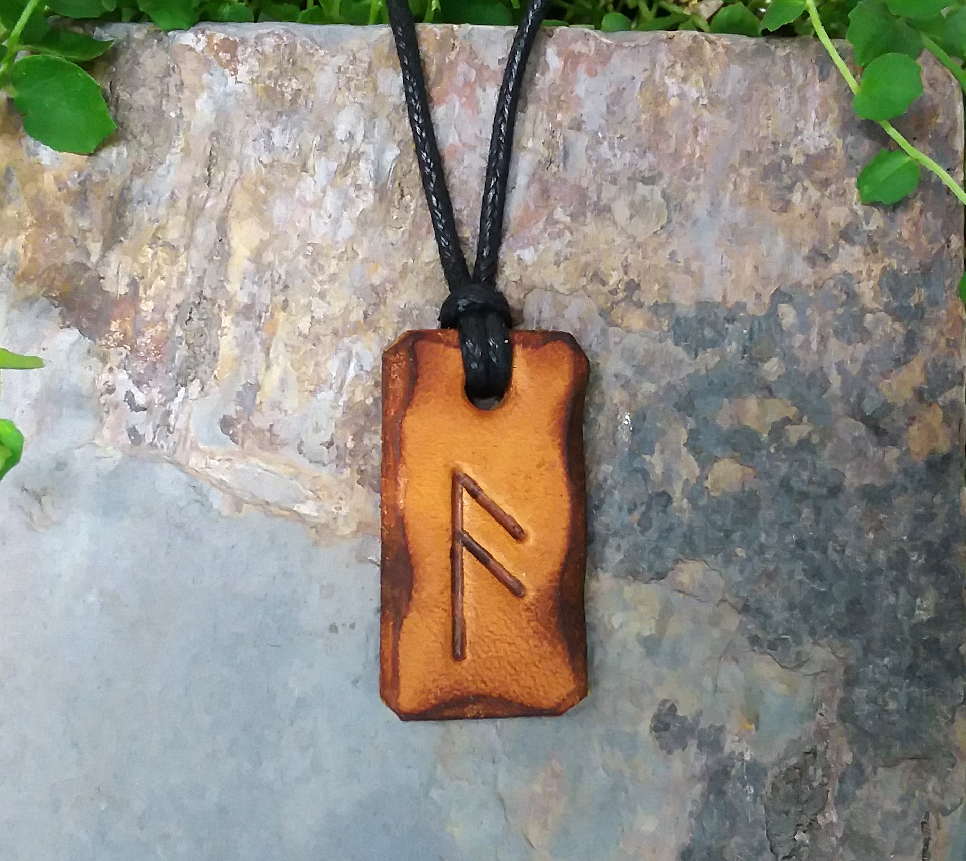 Leather Futhark Rune Pendant - Ansuz "Communication" - Click Image to Close