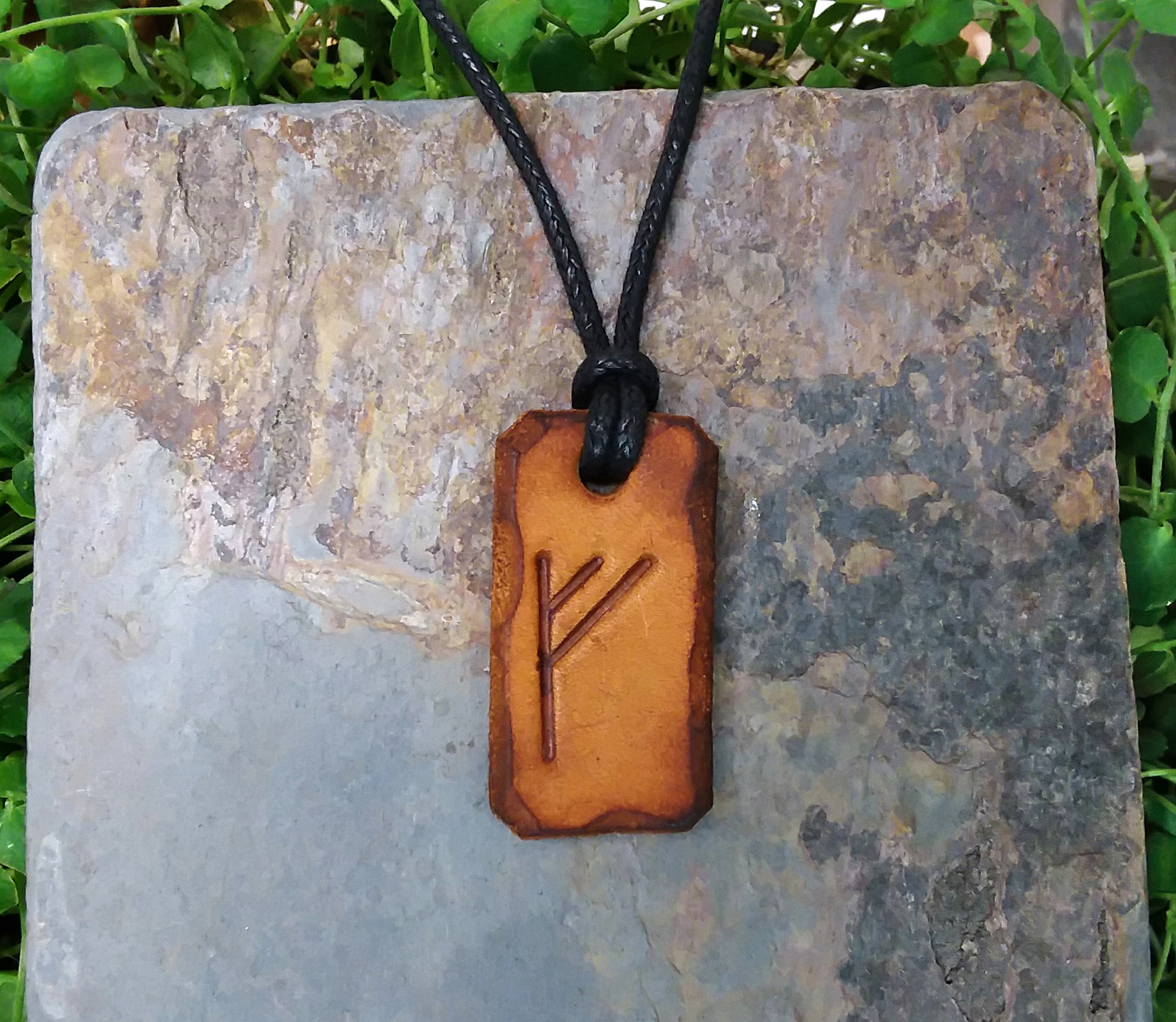 Leather Futhark Rune Pendant - FEHU "Prosperity & Good Health" - Click Image to Close
