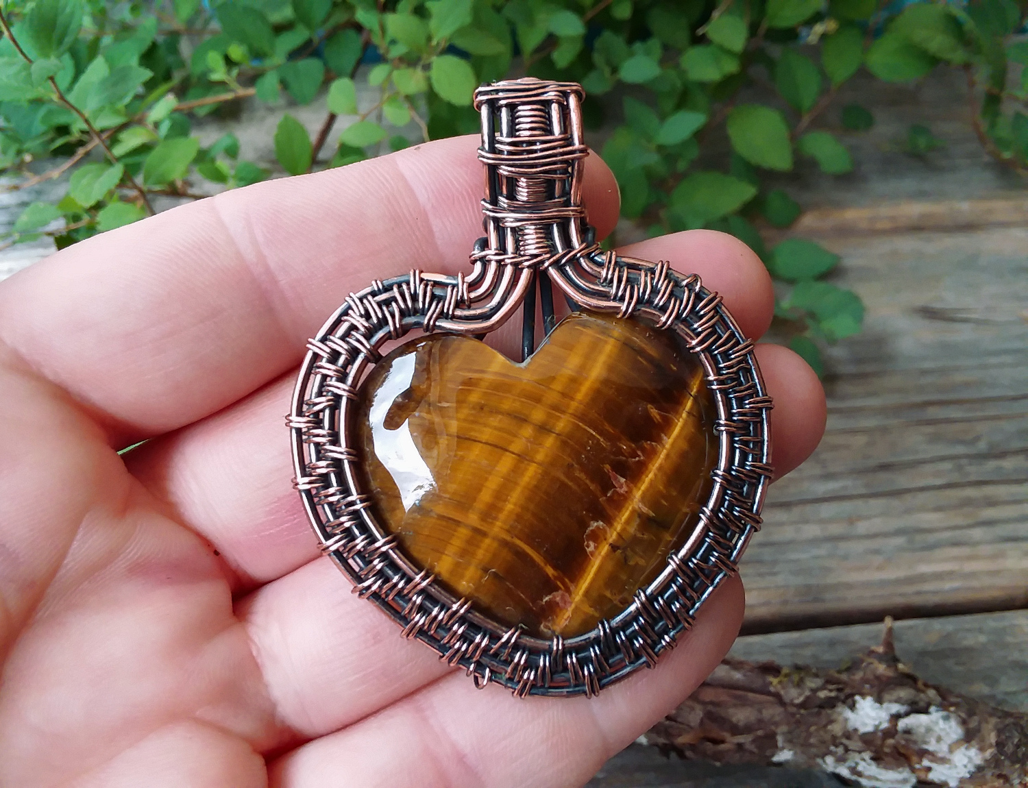 Tigers Eye wire wrapped heart pendant - Click Image to Close