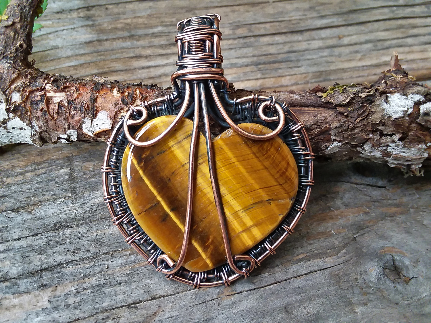 Tigers Eye wire wrapped heart pendant - Click Image to Close