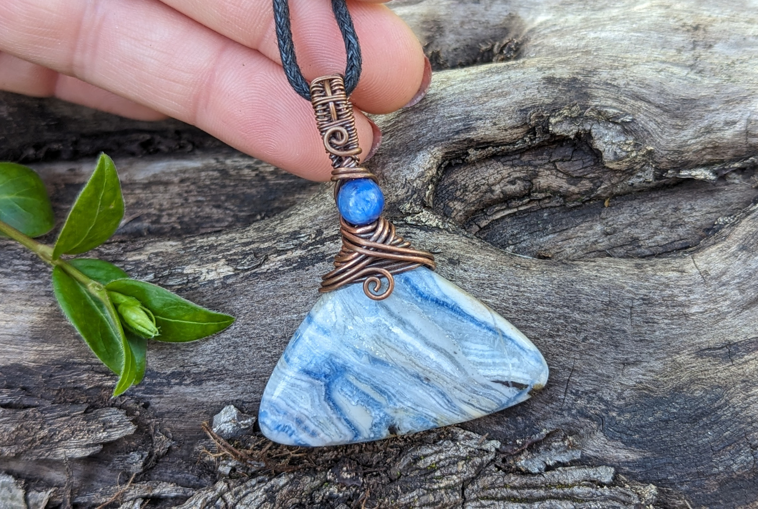 Scheelite & Blue Kyanite wire wrapped pendant - Click Image to Close