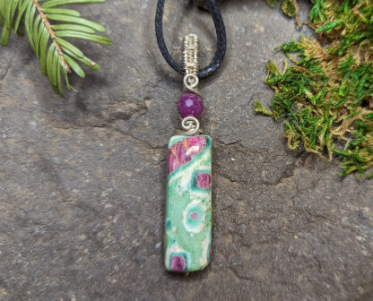 Ruby Fuchsite gemstone pendant wrapped in 925 Sterling Silver wire #575